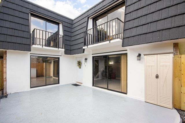 314 Woodland Road, Palm Springs, FL 33461