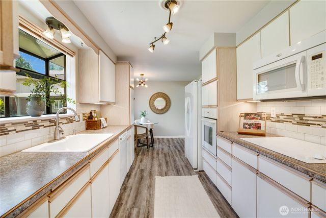 8802 41st Street W, University Place, WA 98466