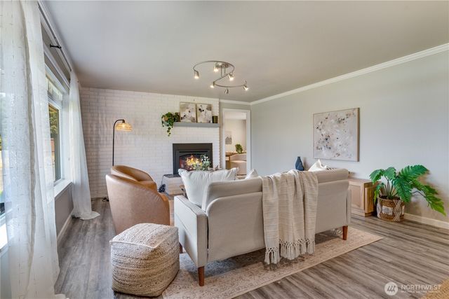 8802 41st Street W, University Place, WA 98466
