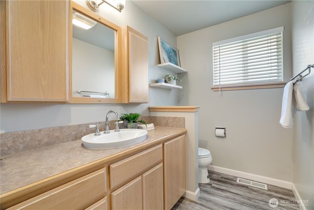 8802 41st Street W, University Place, WA 98466