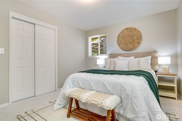 8802 41st Street W, University Place, WA 98466