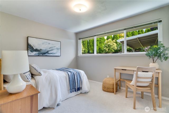 8802 41st Street W, University Place, WA 98466