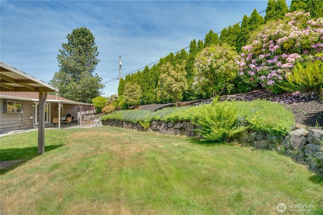 8802 41st Street W, University Place, WA 98466