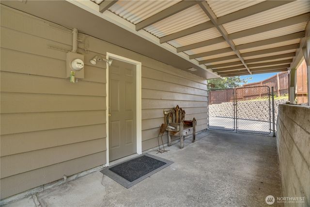 8802 41st Street W, University Place, WA 98466