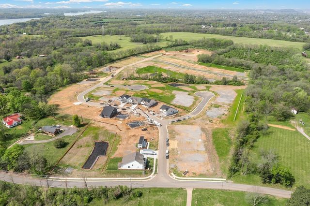 2340 Barnwood Rd, Gallatin, TN 37066