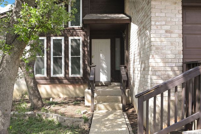 1911 HILLINGWAY ST, San Antonio, TX 78248