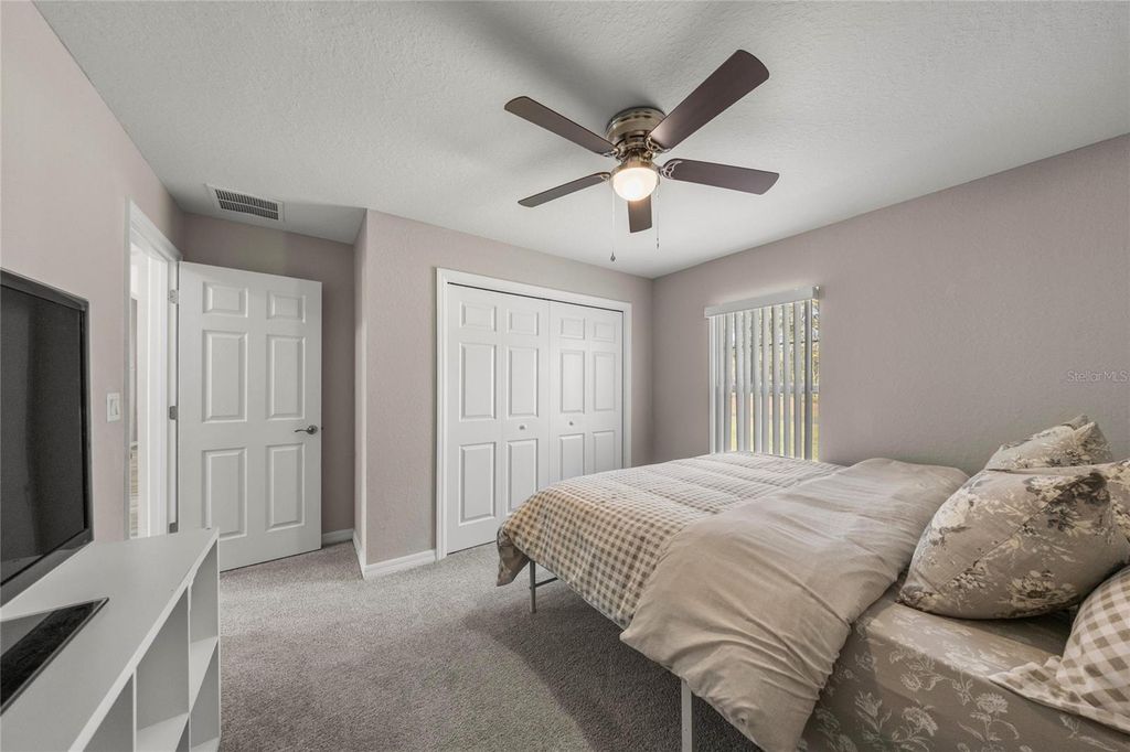 Image 15 of property listing at 17708 SW 114TH LANE, Dunnellon, FL 34432