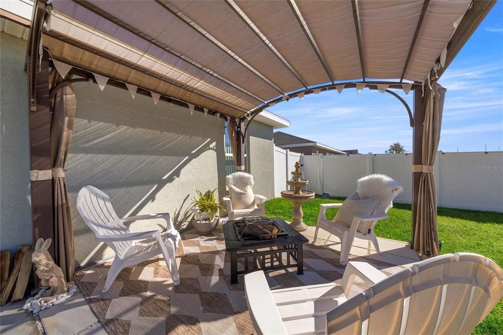 Image 23 of property listing at 17708 SW 114TH LANE, Dunnellon, FL 34432