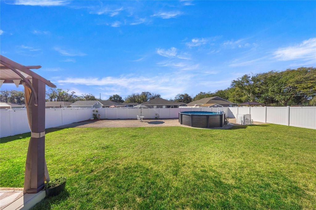 Image 25 of property listing at 17708 SW 114TH LANE, Dunnellon, FL 34432