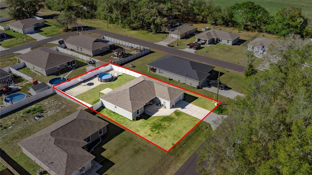Image 28 of property listing at 17708 SW 114TH LANE, Dunnellon, FL 34432