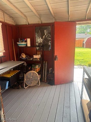 7287 Maplewood Road, Parma, OH 44130
