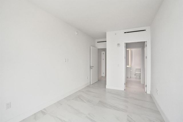 407 N Riverside Drive 401, Pompano Beach, FL 33062