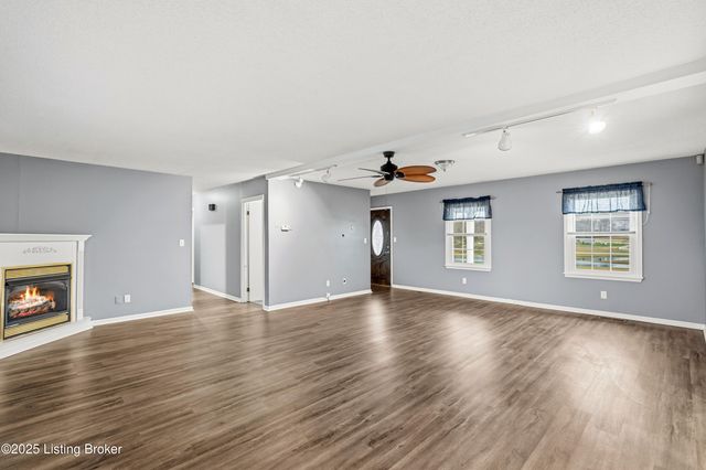 110 Allen Lake Rd Rd, Brandenburg, KY 40108