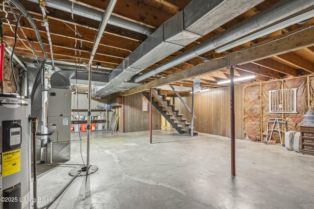 110 Allen Lake Rd Rd, Brandenburg, KY 40108