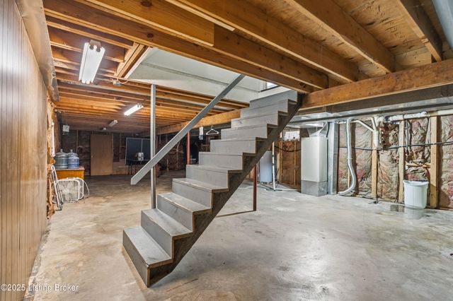 110 Allen Lake Rd Rd, Brandenburg, KY 40108