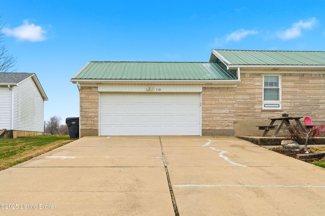 110 Allen Lake Rd Rd, Brandenburg, KY 40108