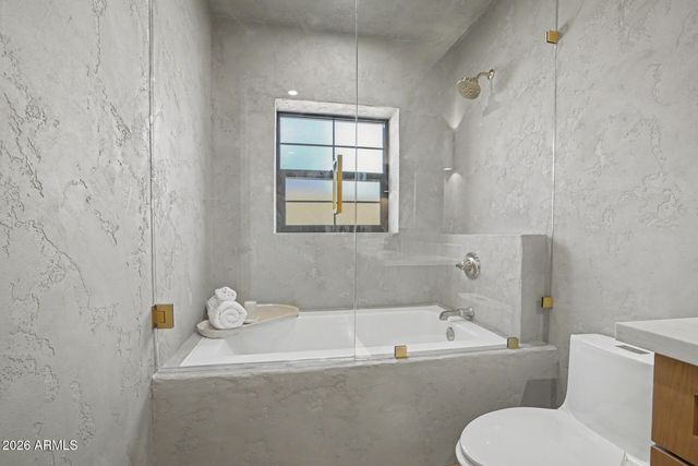 2230 N LAUREL Avenue, Phoenix, AZ 85007