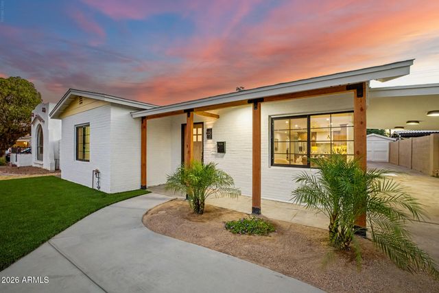 2230 N LAUREL Avenue, Phoenix, AZ 85007