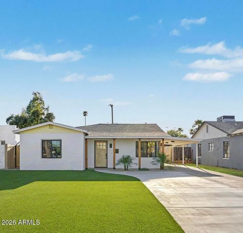 2230 N LAUREL Avenue, Phoenix, AZ 85007