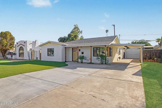 2230 N LAUREL Avenue, Phoenix, AZ 85007