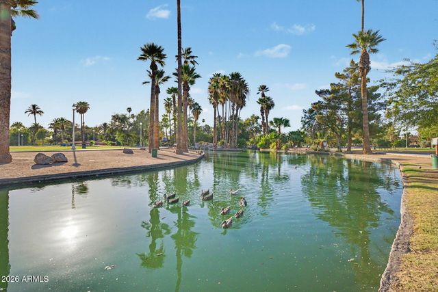 2230 N LAUREL Avenue, Phoenix, AZ 85007