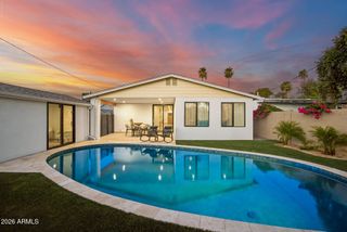 2230 N LAUREL Avenue, Phoenix, AZ 85007