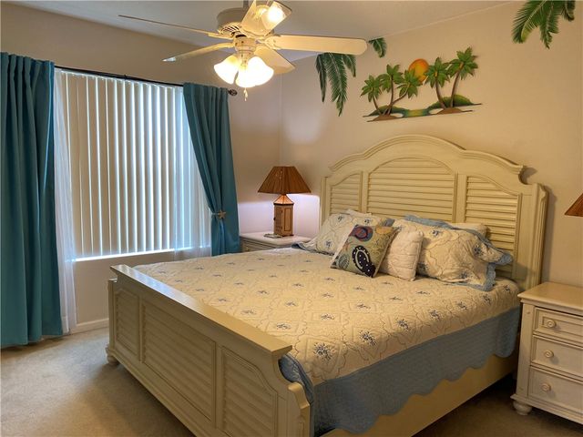 5020 Fairways Circle J203, Vero Beach, FL 32967