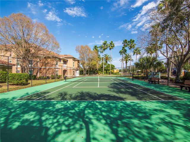 5020 Fairways Circle J203, Vero Beach, FL 32967