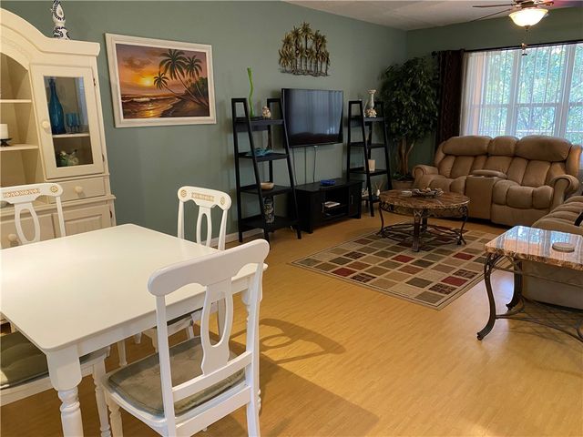 5020 Fairways Circle J203, Vero Beach, FL 32967