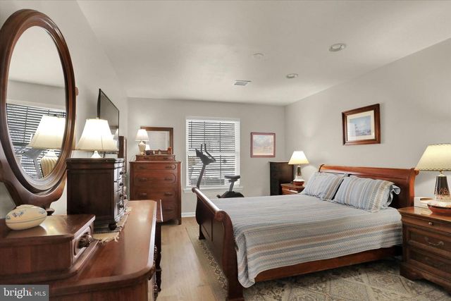 13 RIDGEWAY DRIVE, Mechanicsburg, PA 17050