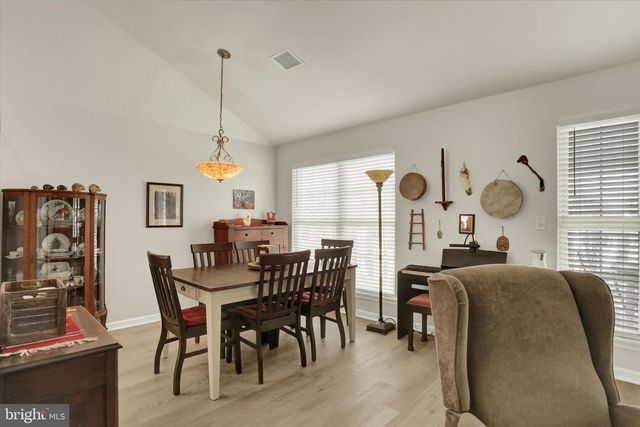 13 RIDGEWAY DRIVE, Mechanicsburg, PA 17050