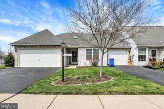 13 RIDGEWAY DRIVE, Mechanicsburg, PA 17050