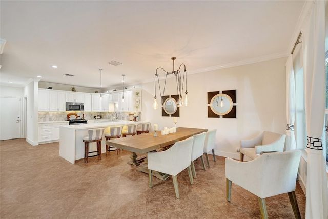 1733 NE 38th Street, Oakland Park, FL 33334