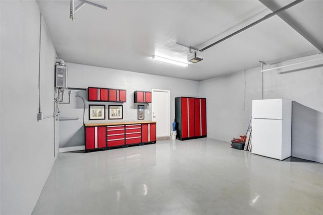 1733 NE 38th Street, Oakland Park, FL 33334