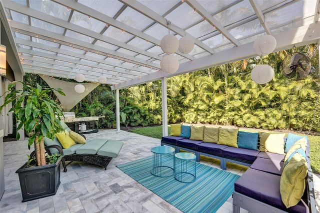 1733 NE 38th Street, Oakland Park, FL 33334