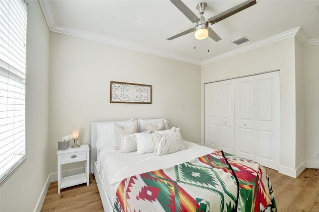 1733 NE 38th Street, Oakland Park, FL 33334