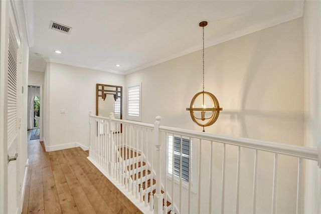 1733 NE 38th Street, Oakland Park, FL 33334