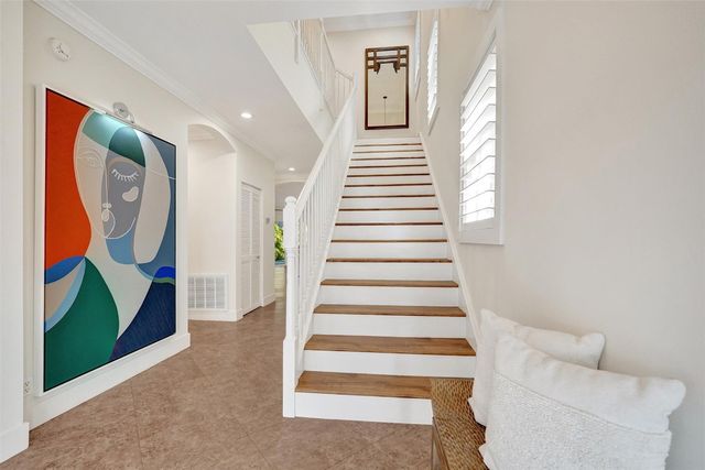 1733 NE 38th Street, Oakland Park, FL 33334