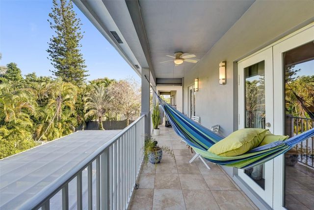 1733 NE 38th Street, Oakland Park, FL 33334