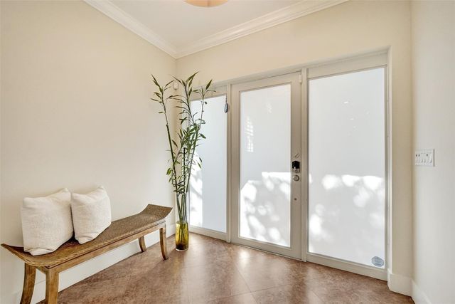 1733 NE 38th Street, Oakland Park, FL 33334