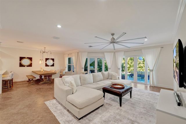 1733 NE 38th Street, Oakland Park, FL 33334