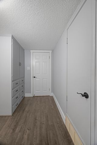 2242 E Howard Avenue, Visalia, CA 93292