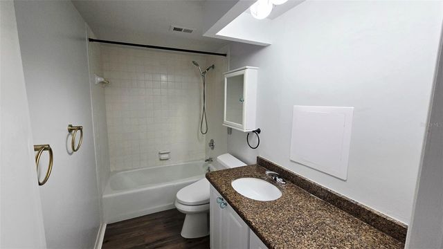 13626 GREENFIELD DRIVE 201, Tampa, FL 33618