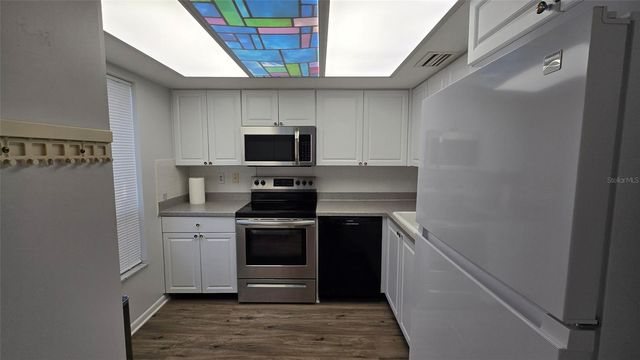 13626 GREENFIELD DRIVE 201, Tampa, FL 33618