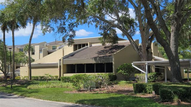 13626 GREENFIELD DRIVE 201, Tampa, FL 33618