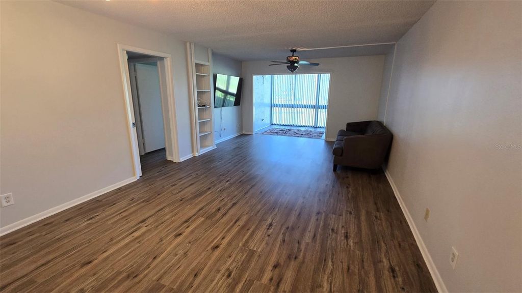 Image 8 of property listing at 13626 GREENFIELD DRIVE 201, Tampa, FL 33618