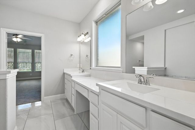 9920 Pikes Peak Place, Little Elm, TX 75068