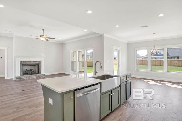 408 Bloomsbury Avenue, Fairhope, AL 36532