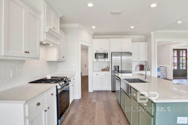 408 Bloomsbury Avenue, Fairhope, AL 36532