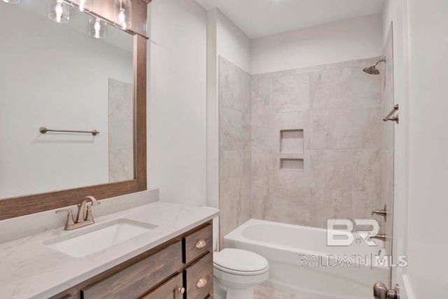 408 Bloomsbury Avenue, Fairhope, AL 36532